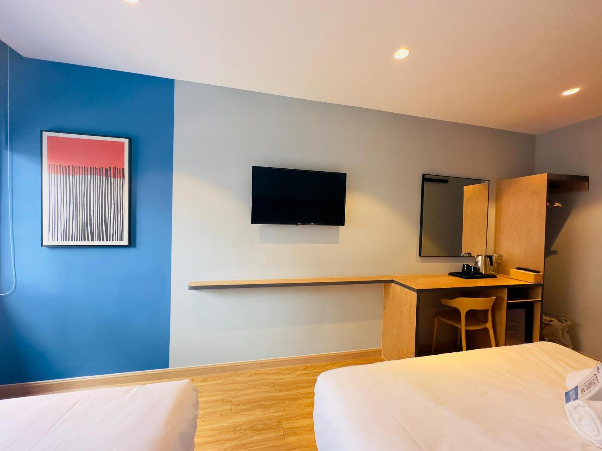Blue Lagoon At Bandar Sunway Subang Jaya Exterior photo